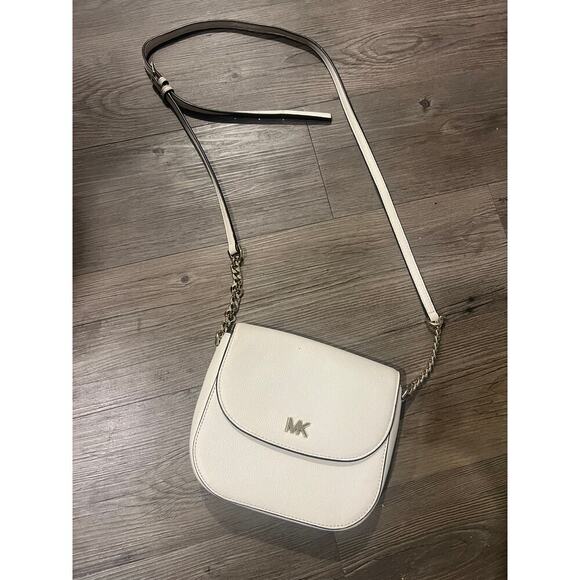 Micheal Kors Crossbody - Picture 1 of 5